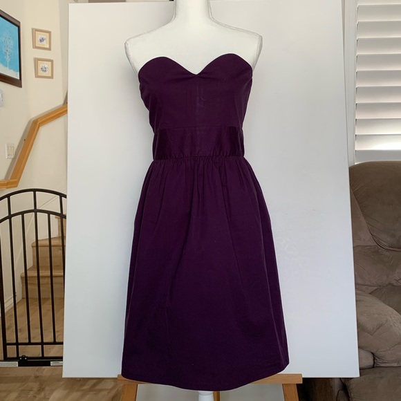 hdy Dresses & Skirts - NWT Purple Mid Length Strapless Dress